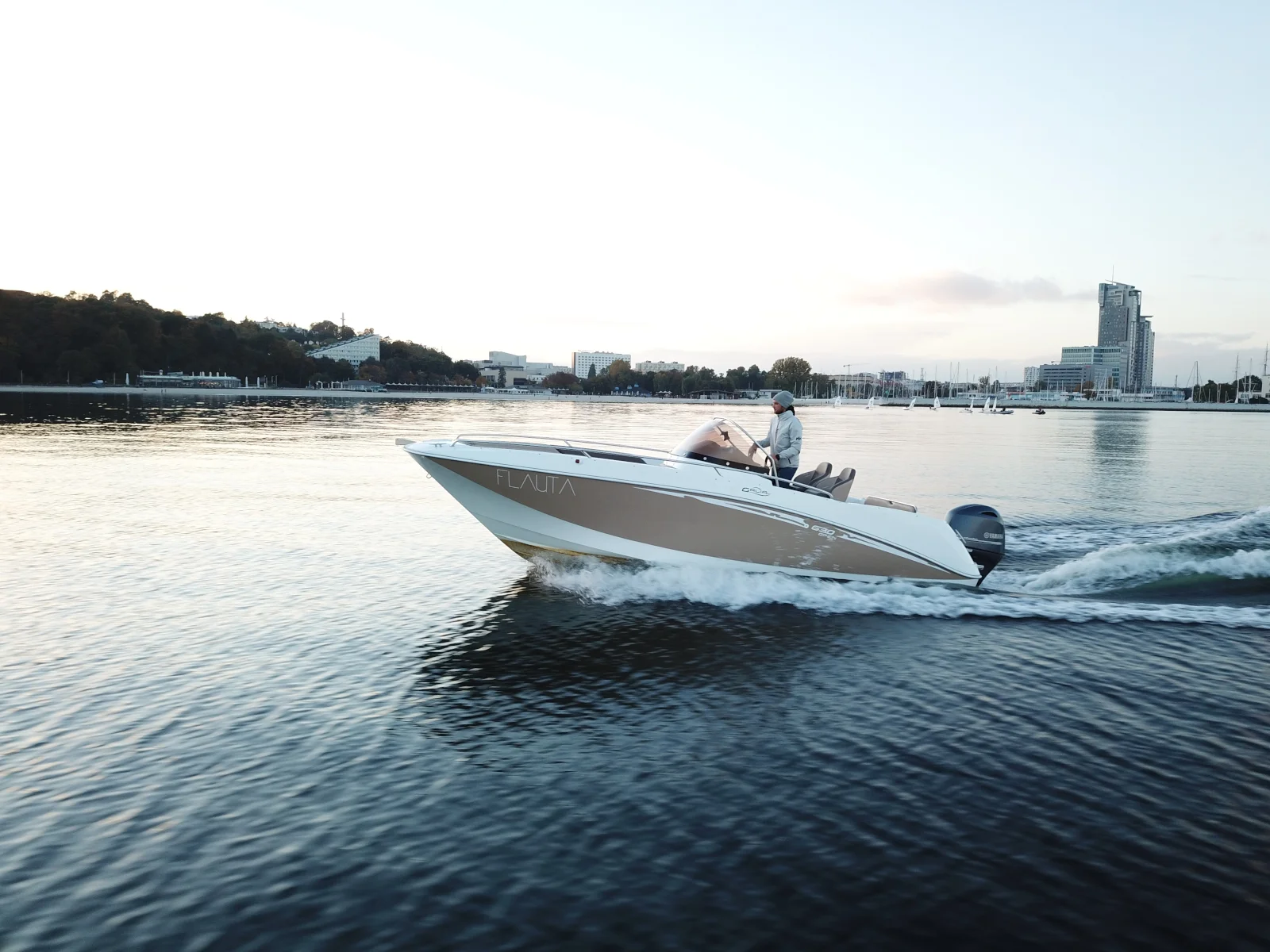 motorowka-flauta-gdynia
